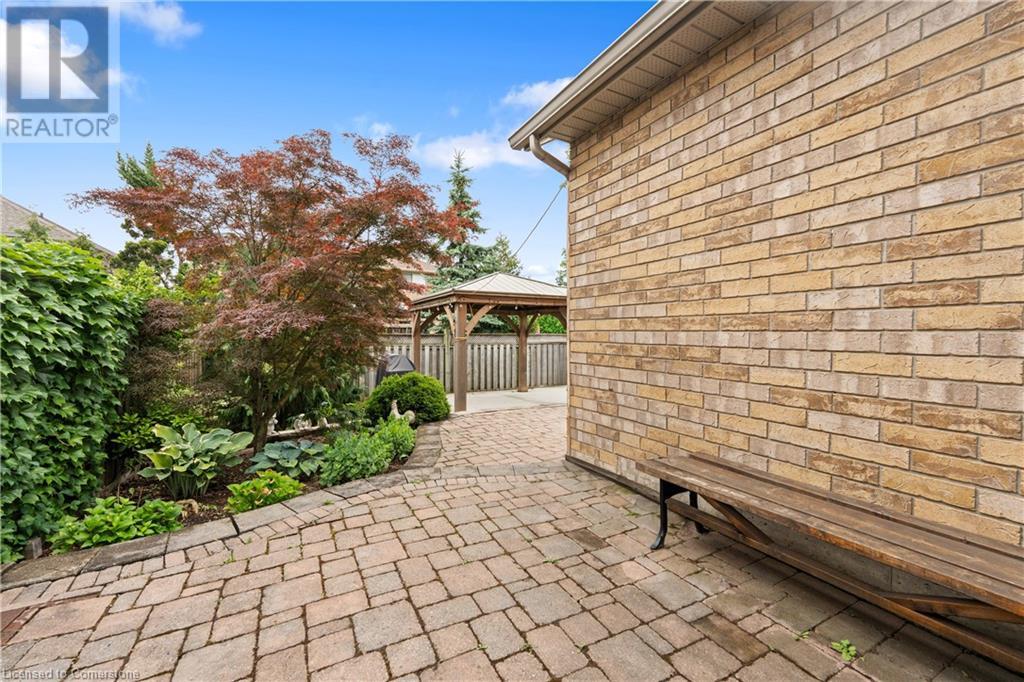 Photo 24 of 1 Hillcroft Drive, Hamilton ON