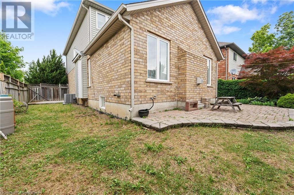 Photo 30 of 1 Hillcroft Drive, Hamilton ON