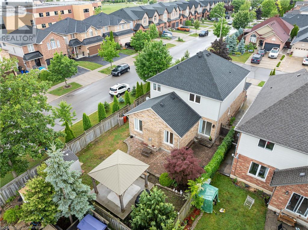 Photo 32 of 1 Hillcroft Drive, Hamilton ON