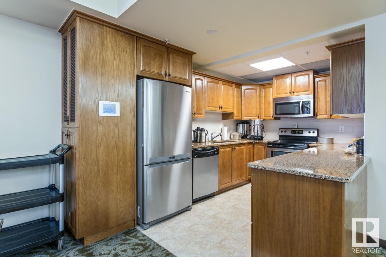 Photo 37 of 209 9820 165 St Nw, Edmonton AB
