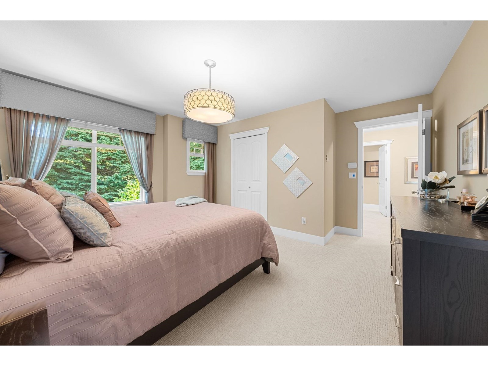 Photo 18 of 28 15454 32 Avenue, Surrey BC