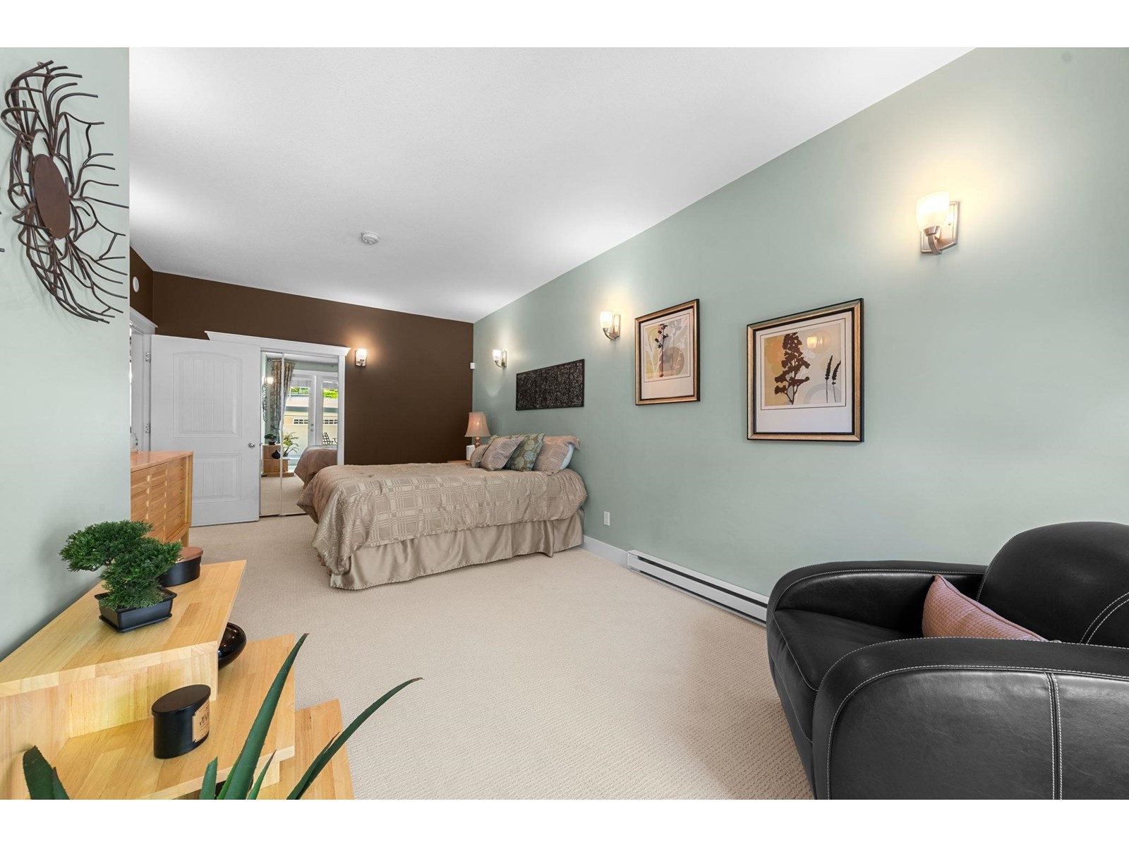 Photo 15 of 28 15454 32 Avenue, Surrey BC