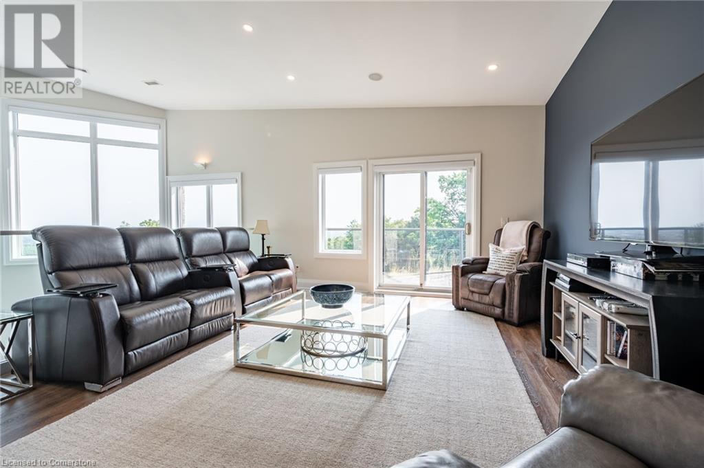 Photo 23 of 5500 Steeles Avenue W, Milton ON