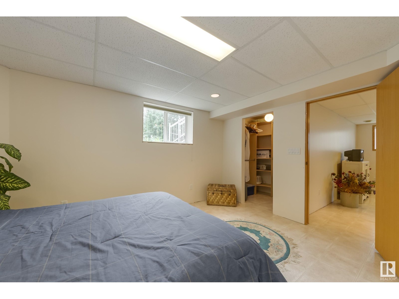 Photo 2 of 446 Davenport Dr, Sherwood Park AB