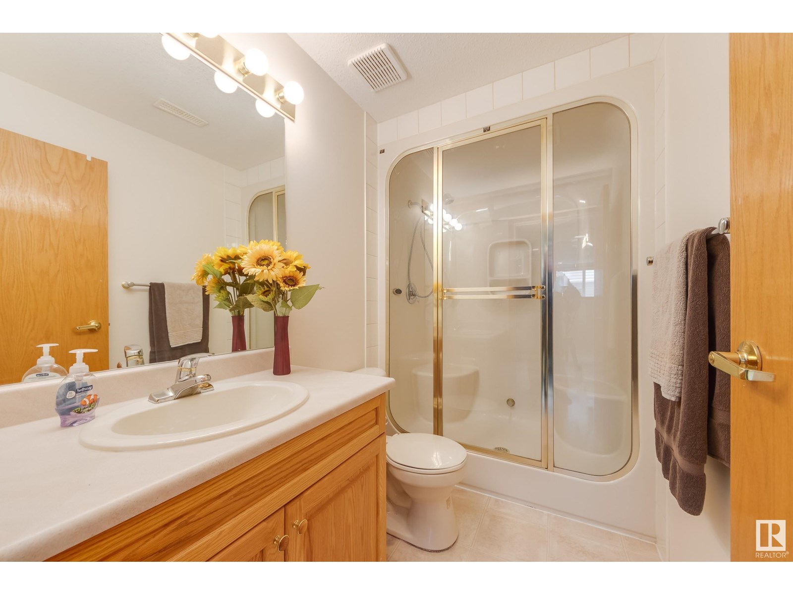 Photo 17 of 446 Davenport Dr, Sherwood Park AB