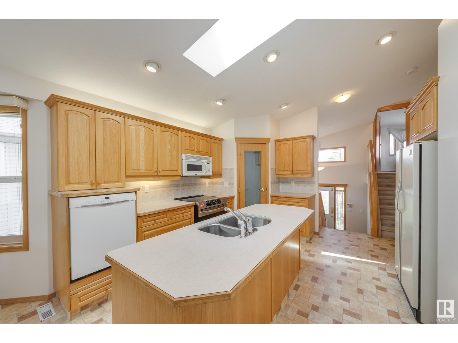 Photo 38 of 446 Davenport Dr, Sherwood Park AB