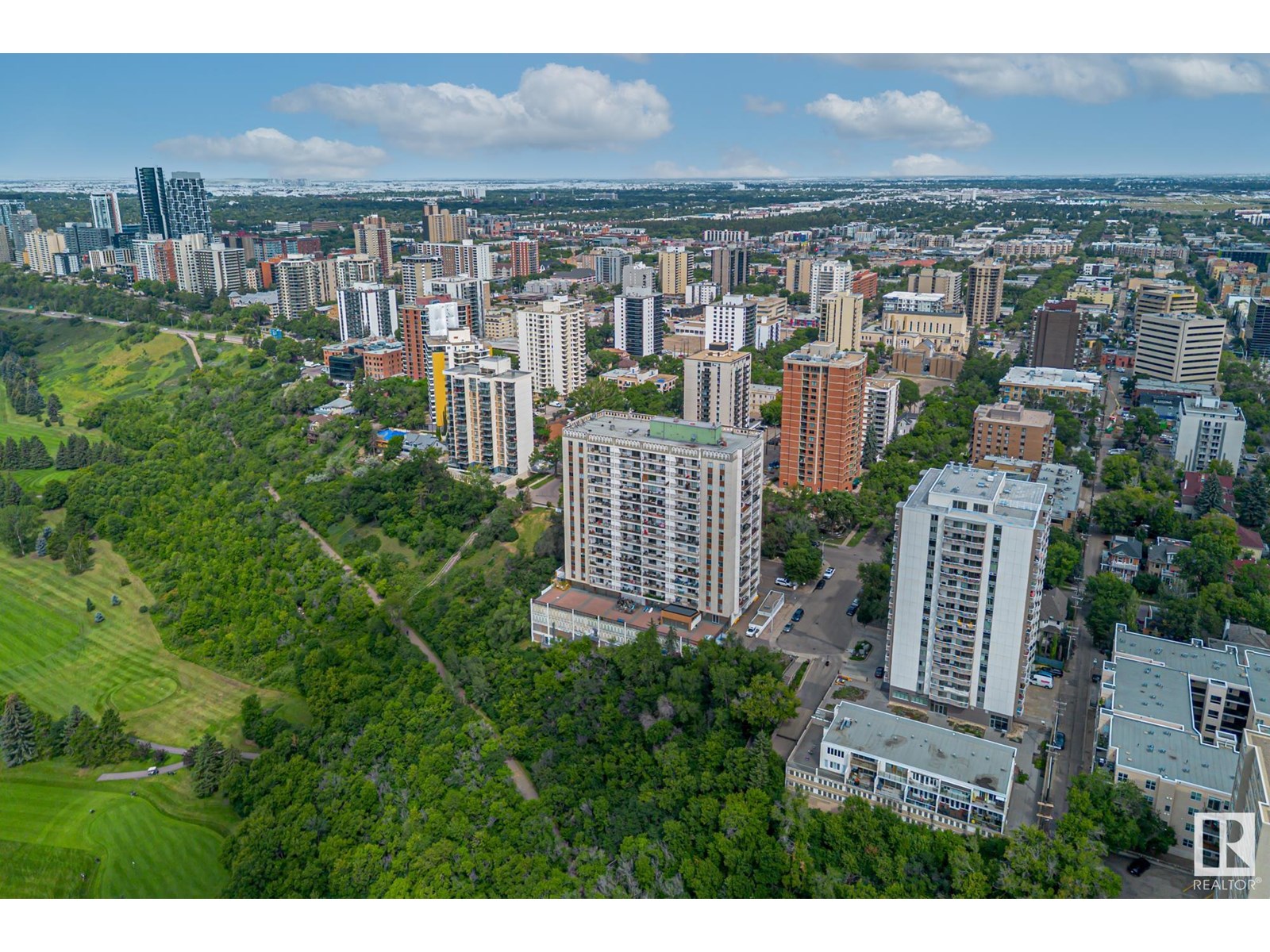 Photo 47 of 1605 11307 99 Av Nw, Edmonton AB