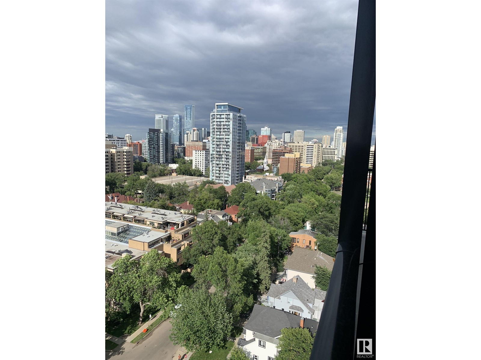 Photo 52 of 1605 11307 99 Av Nw, Edmonton AB