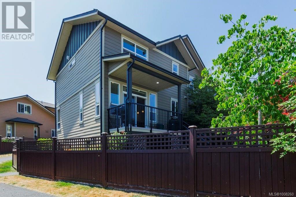 Photo 34 of 14 3101 Cliffs Rd, Duncan BC