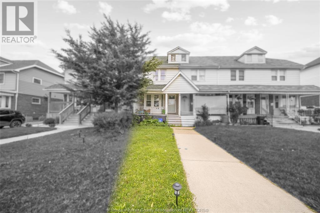 Photo 4 of 1142 Mercer Street, Windsor ON