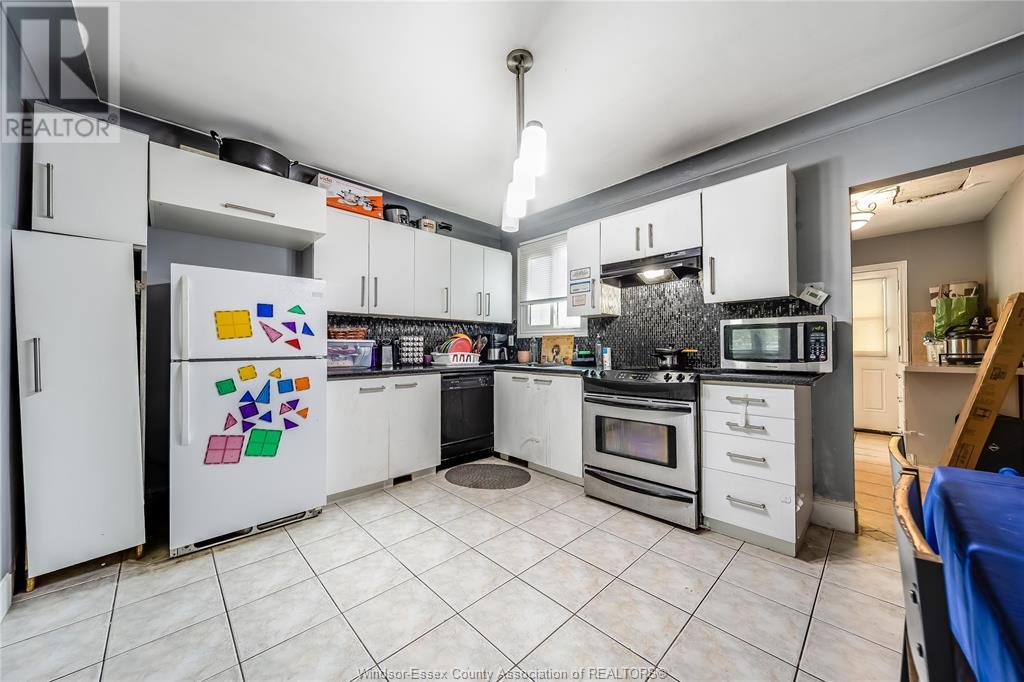 Photo 27 of 1142 Mercer Street, Windsor ON