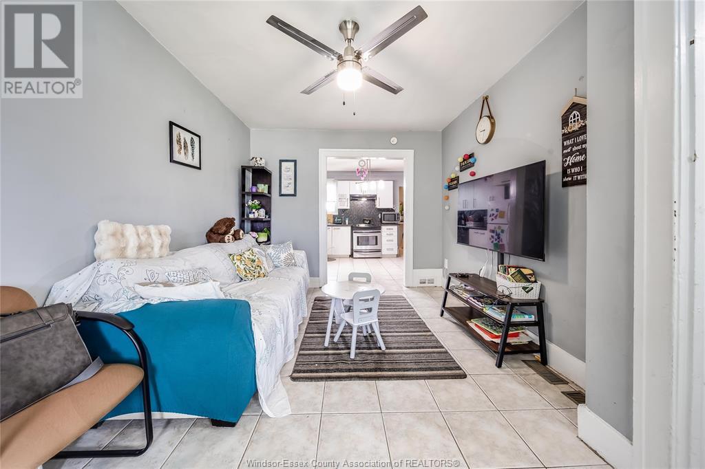 Photo 14 of 1142 Mercer Street, Windsor ON