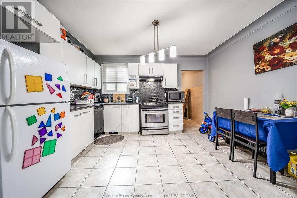 Photo 8 of 1142 Mercer Street, Windsor ON