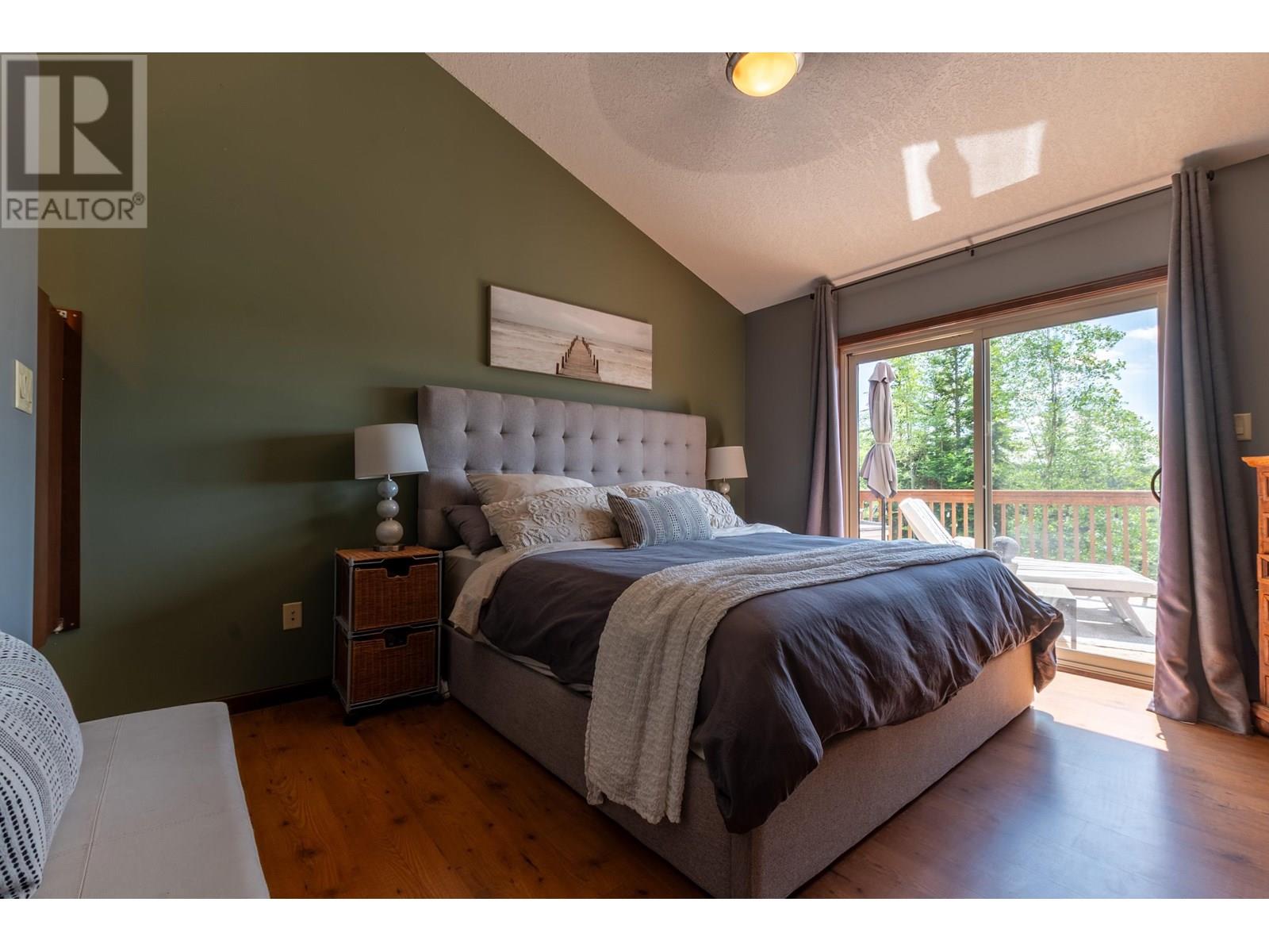Photo 4 of 17625 W Thompson Road, Prince George BC