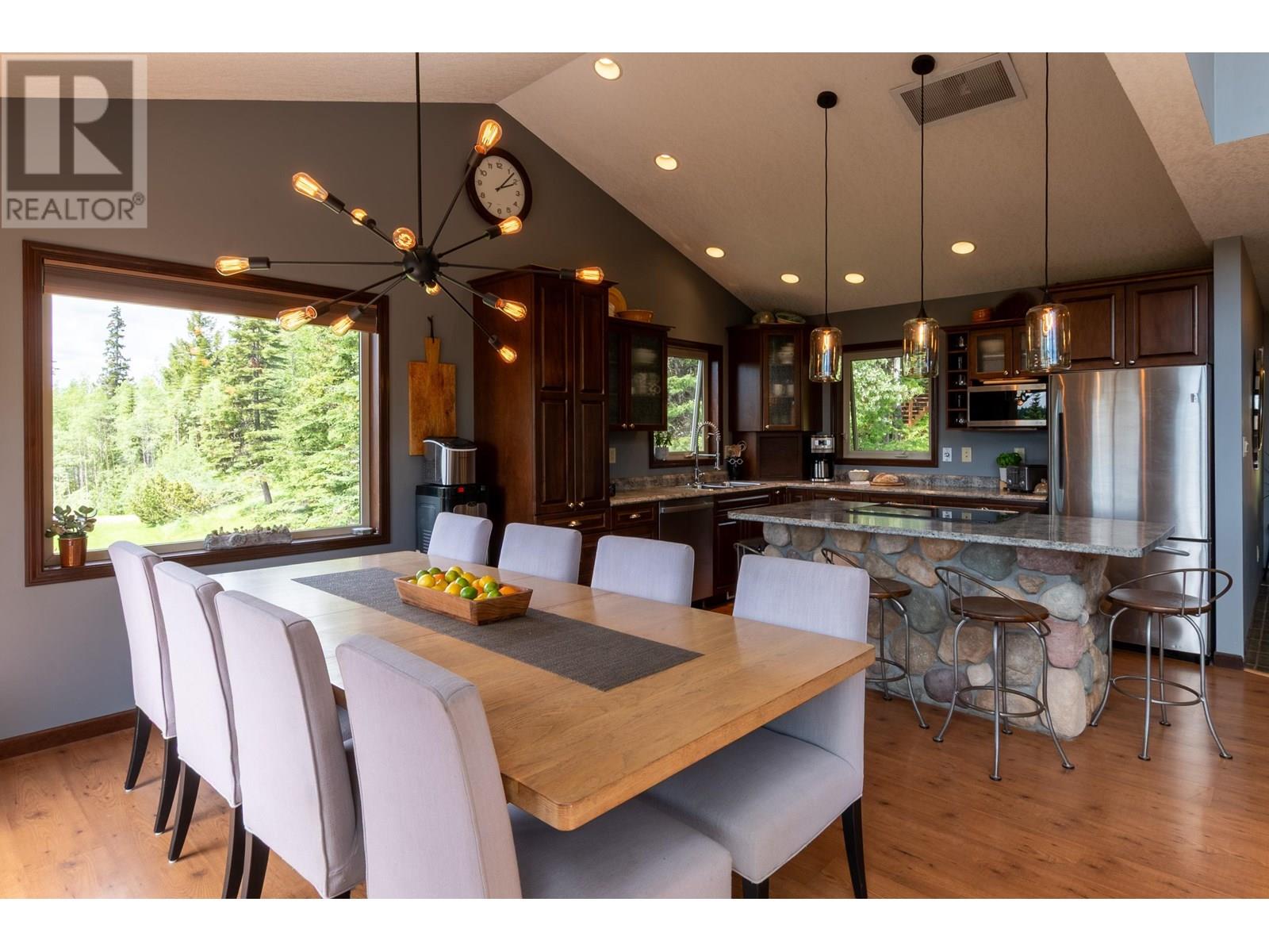 Photo 10 of 17625 W Thompson Road, Prince George BC