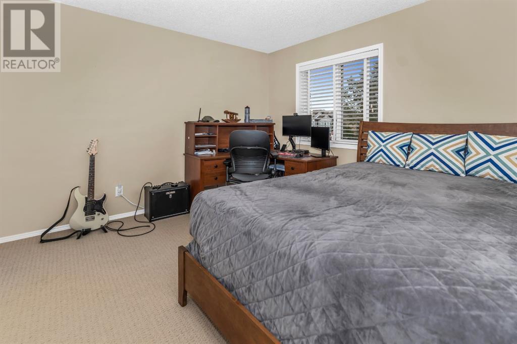 Photo 23 of 107 Everoak Green Sw, Calgary AB