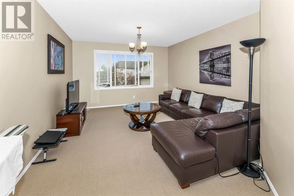 Photo 20 of 107 Everoak Green Sw, Calgary AB