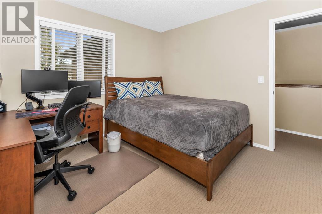 Photo 24 of 107 Everoak Green Sw, Calgary AB