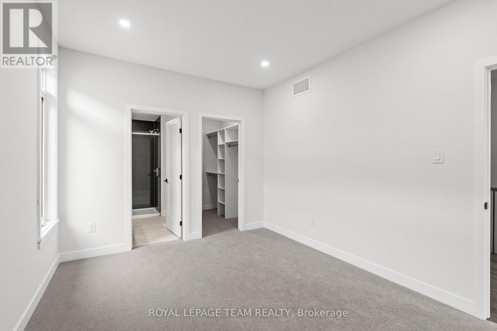 Photo 29 of 1053 Moore Street, Brockville ON