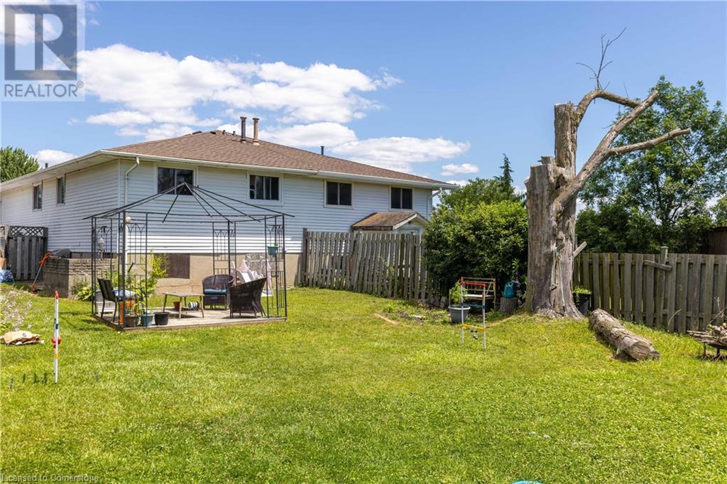 Photo 16 of 7709 Ronnie Crescent, Niagara Falls ON