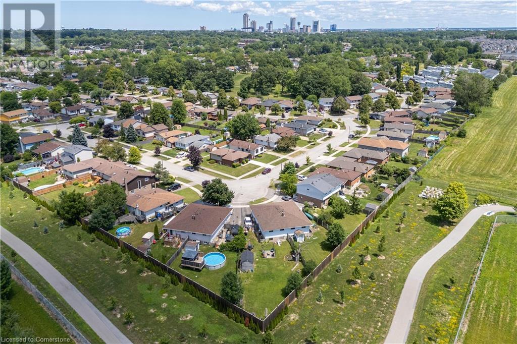 Photo 21 of 7709 Ronnie Crescent, Niagara Falls ON