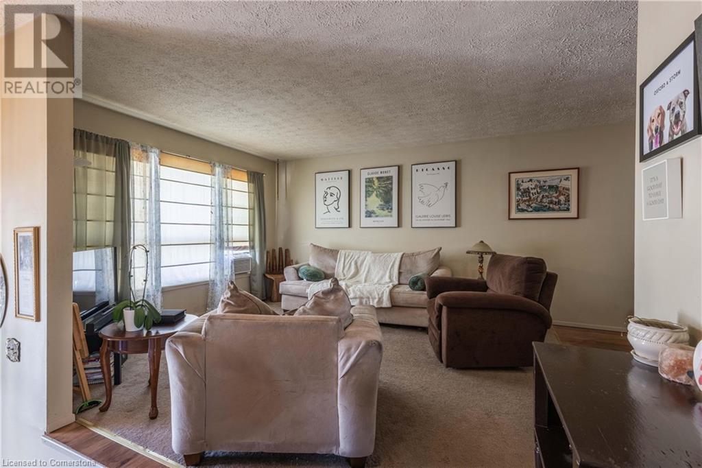 Photo 14 of 7709 Ronnie Crescent, Niagara Falls ON