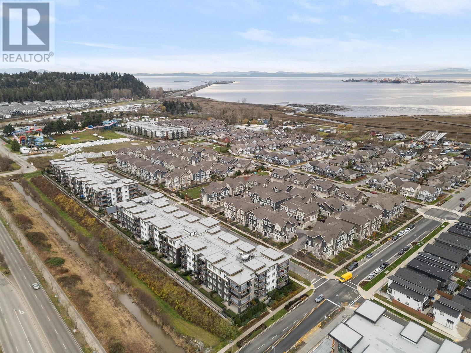 Photo 12 of 401 1892 Starling Drive, Tsawwassen BC