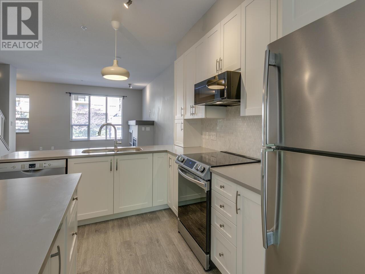 38326 EAGLEWIND BOULEVARD, Squamish