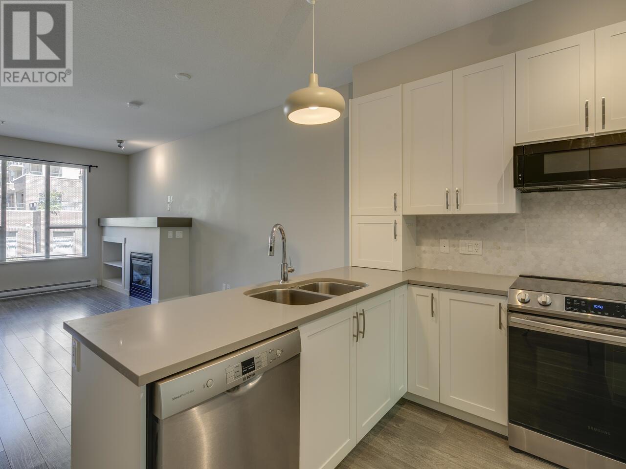 38326 EAGLEWIND BOULEVARD, Squamish
