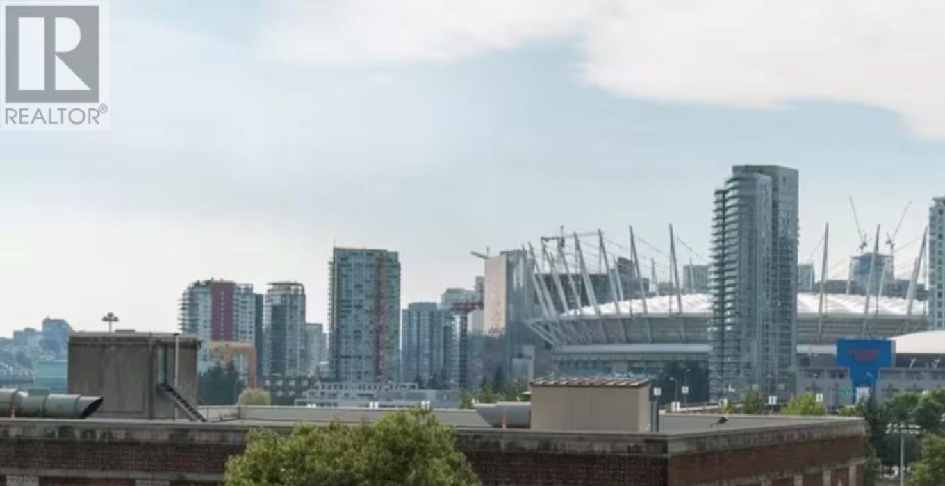Photo 3 of 701 219 E Georgia Street, Vancouver BC