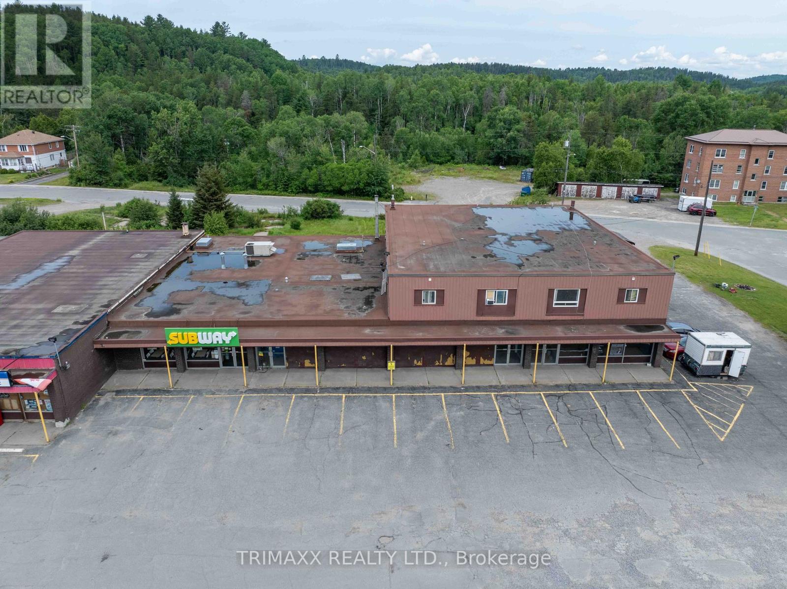 Photo 13 of 8 7 8 6 Regional Road, Greater Sudbury ON