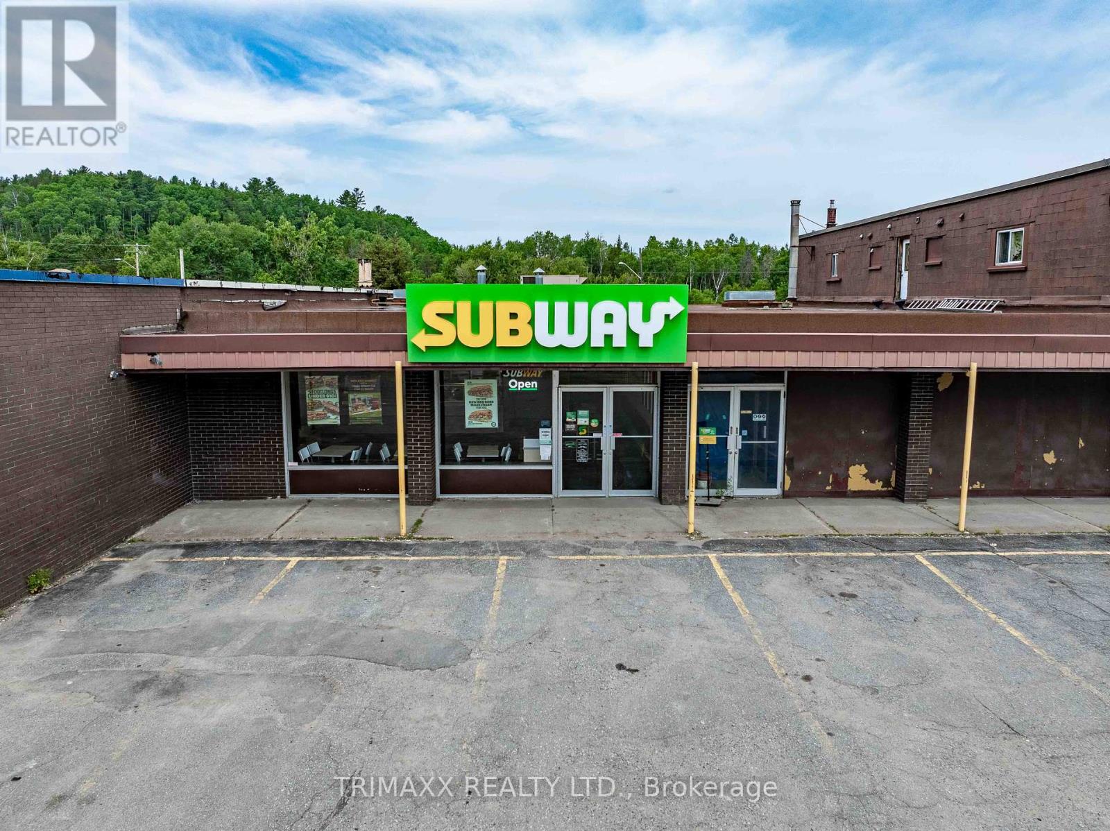 Photo 17 of 8 7 8 6 Regional Road, Greater Sudbury ON