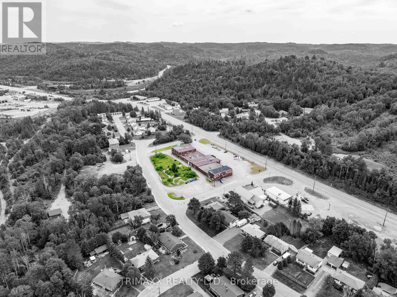 Photo 44 of 8 7 8 6 Regional Road, Greater Sudbury ON