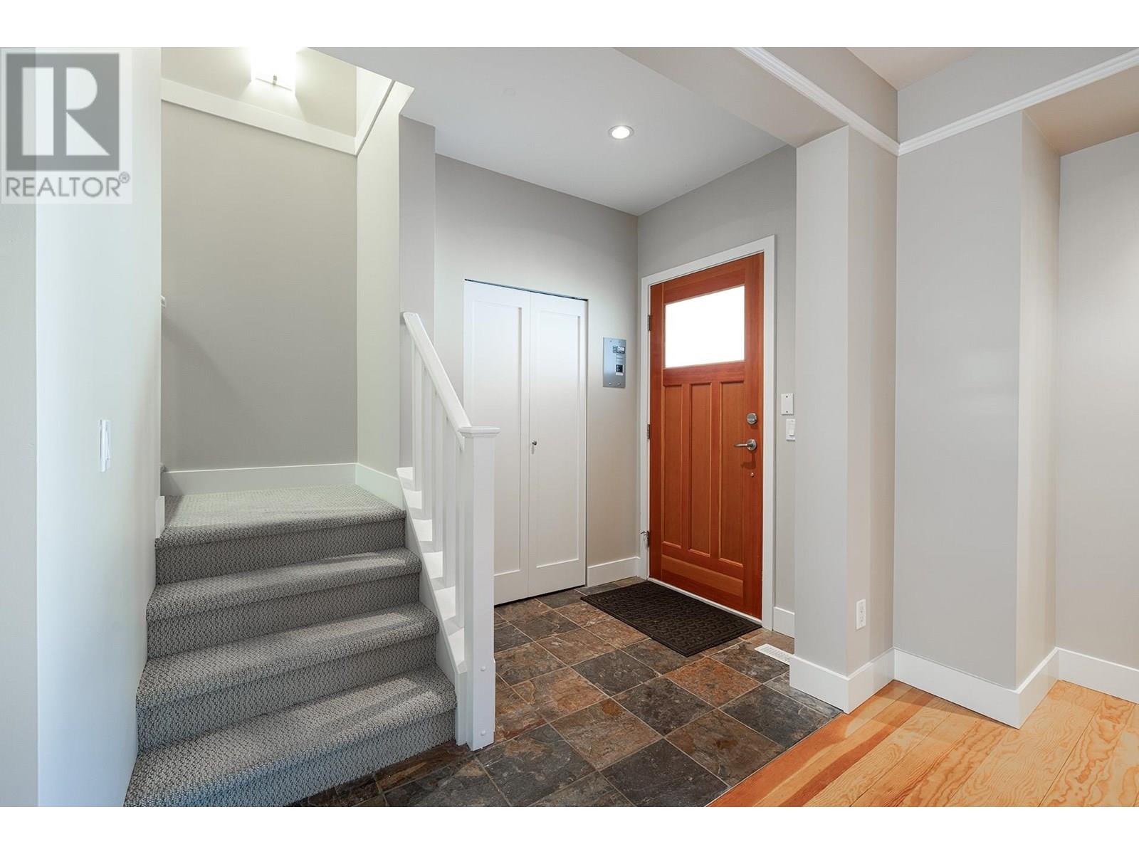 Photo 33 of 214 Jensen Street, New Westminster BC
