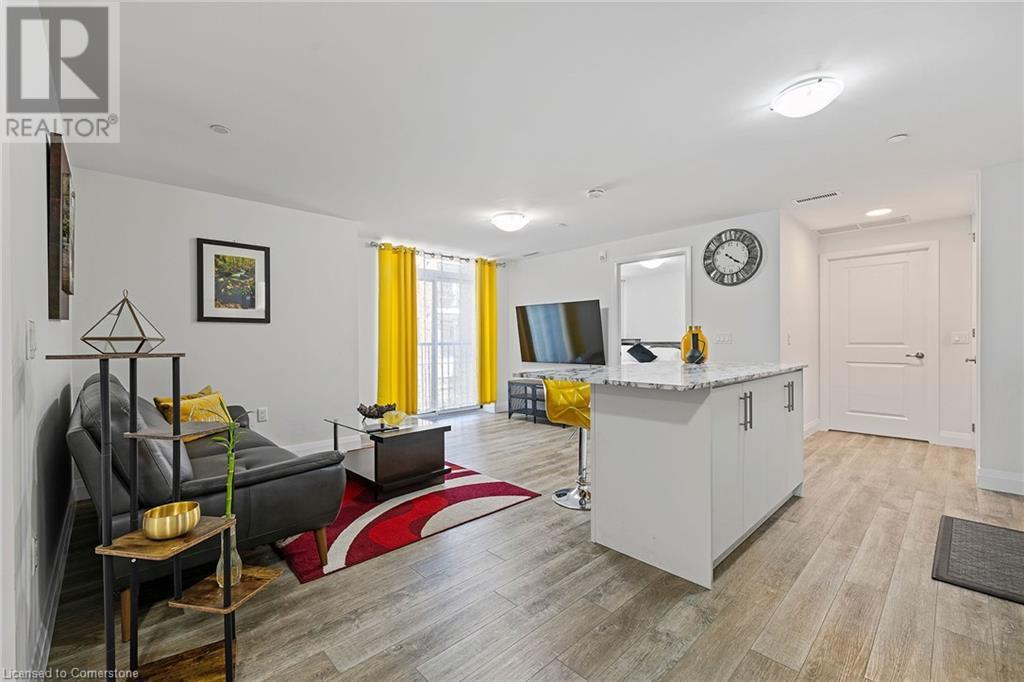 Photo 8 of 1 Redfern Avenue Unit 228, Hamilton ON