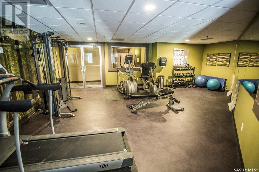 Photo 5 of 117 1220 Blackfoot Drive, Regina SK
