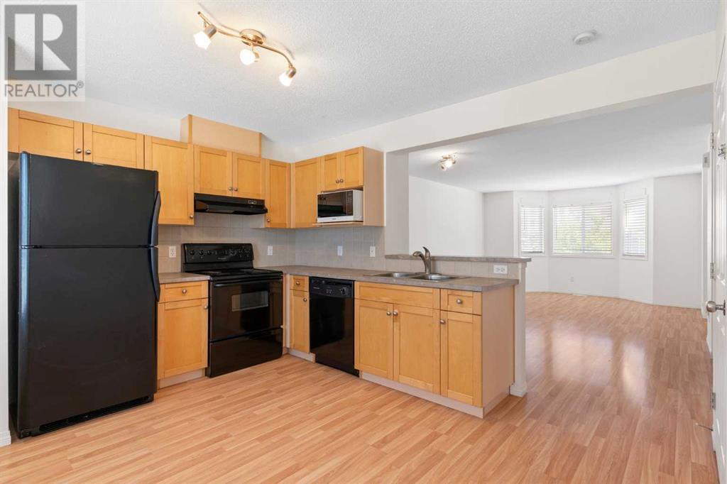 Single Family House for Sale in  Royal Birch Villas NW Royal Oak Calgary 