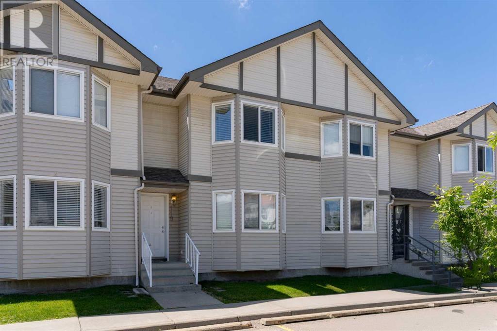 Single Family House for Sale in  Royal Birch Villas NW Royal Oak Calgary 