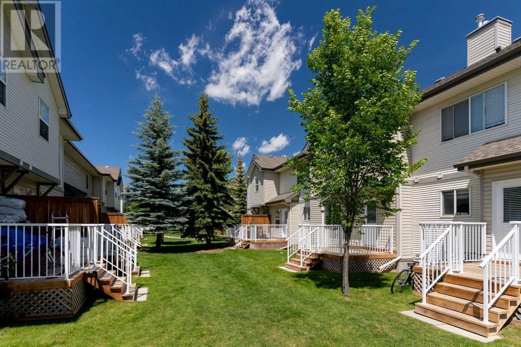 Single Family House for Sale in  Royal Birch Villas NW Royal Oak Calgary 