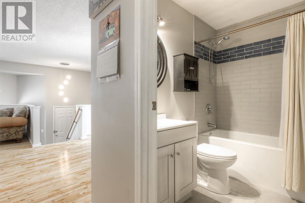 Single Family House Bi-level for Sale in  Hidden Spring Circle NW Hidden Valley Calgary 