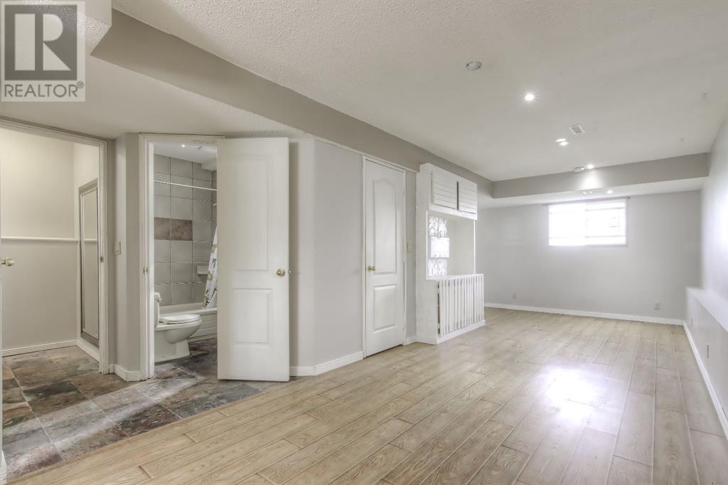 Single Family House Bi-level for Sale in  Hidden Spring Circle NW Hidden Valley Calgary 