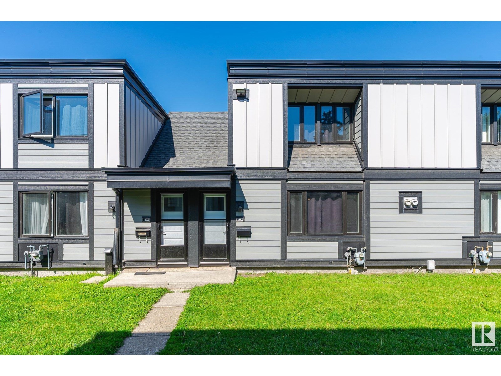 Photo 2 of 162 3308 113 Av Nw, Edmonton AB