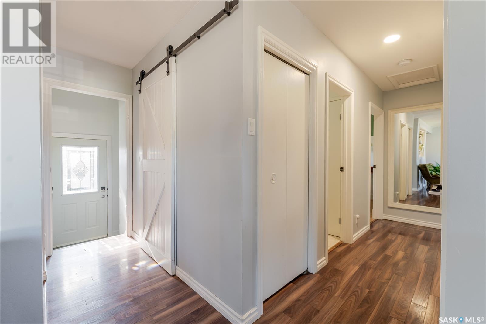 Photo 15 of 1363 Queen Crescent, Moose Jaw SK