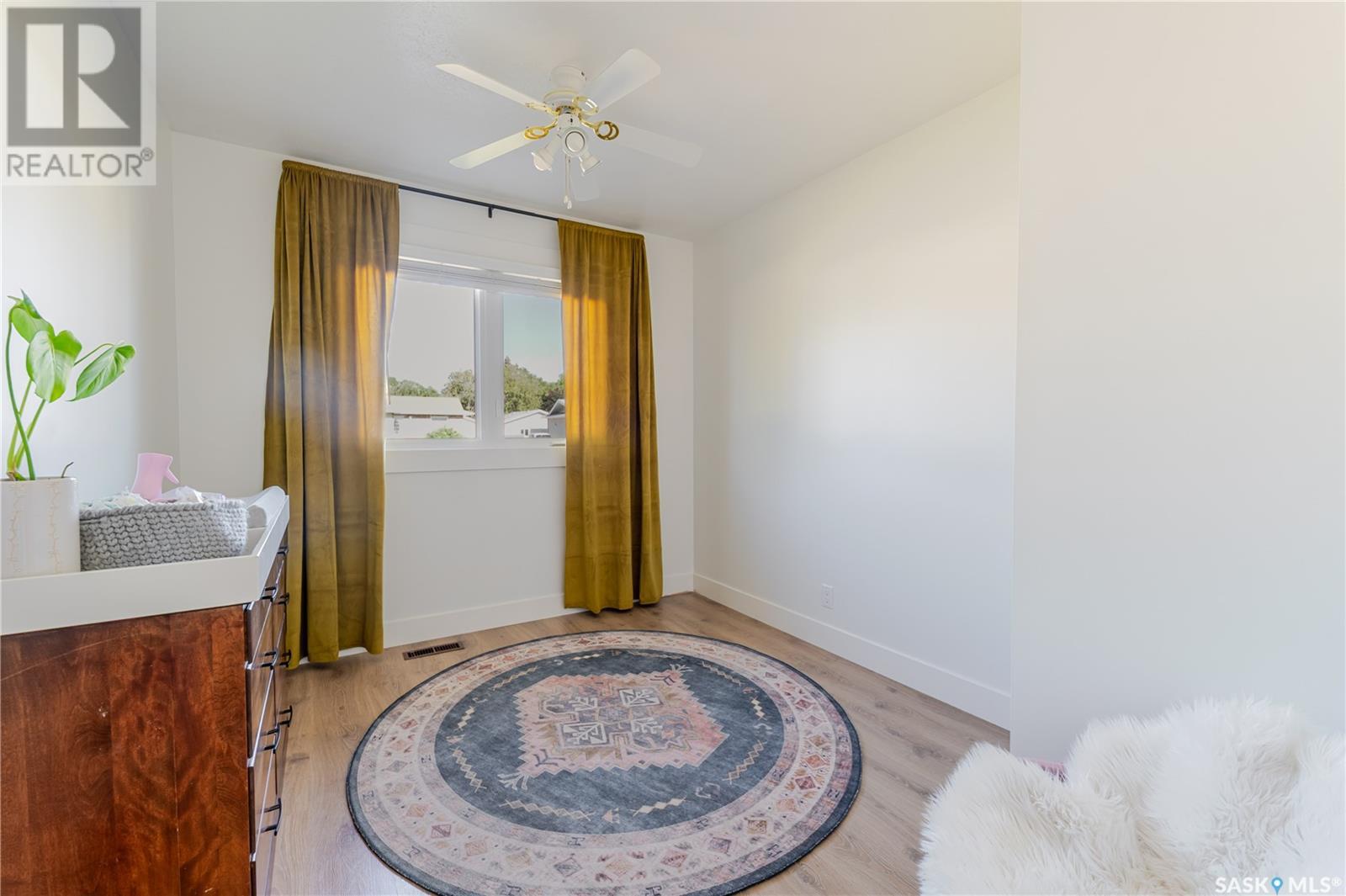 Photo 25 of 1363 Queen Crescent, Moose Jaw SK