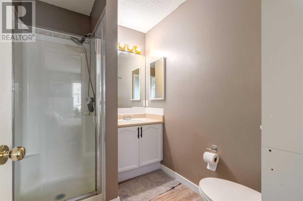 Single Family House 4 Level for Sale in  Los Alamos Place NE Monterey Park Calgary 