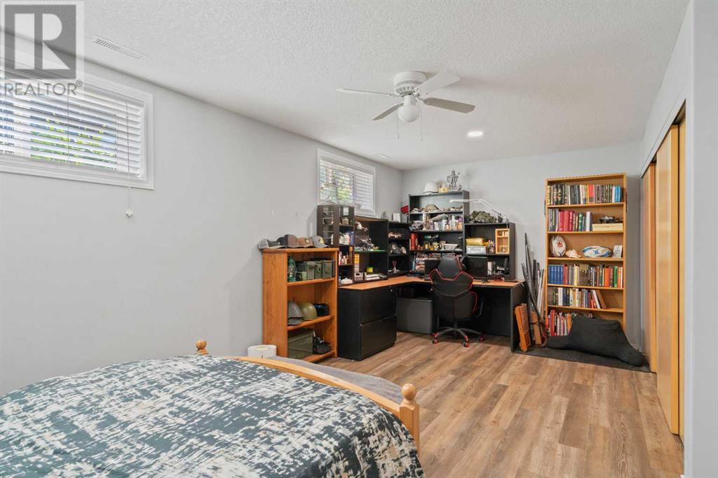 Photo 40 of 41 Copeland Avenue, Langdon AB