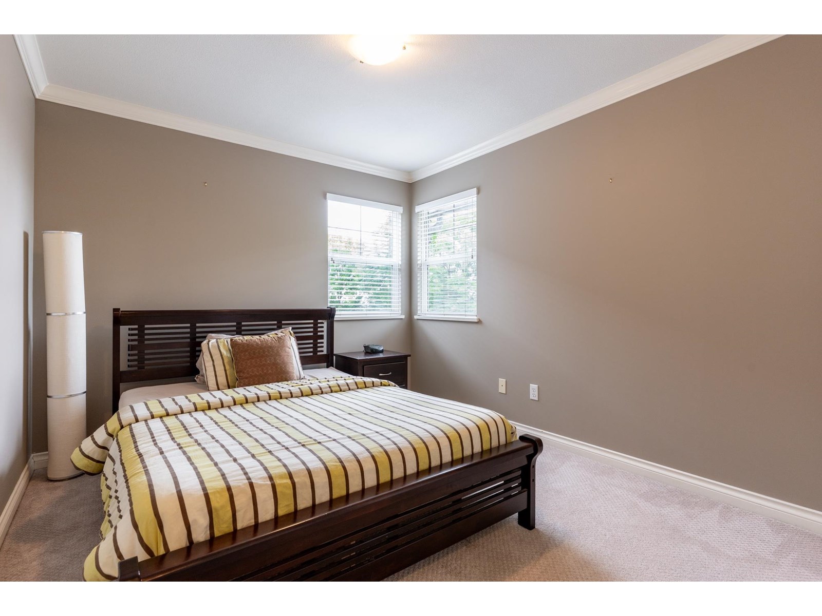 Photo 30 of 19657 69 A Avenue, Langley BC