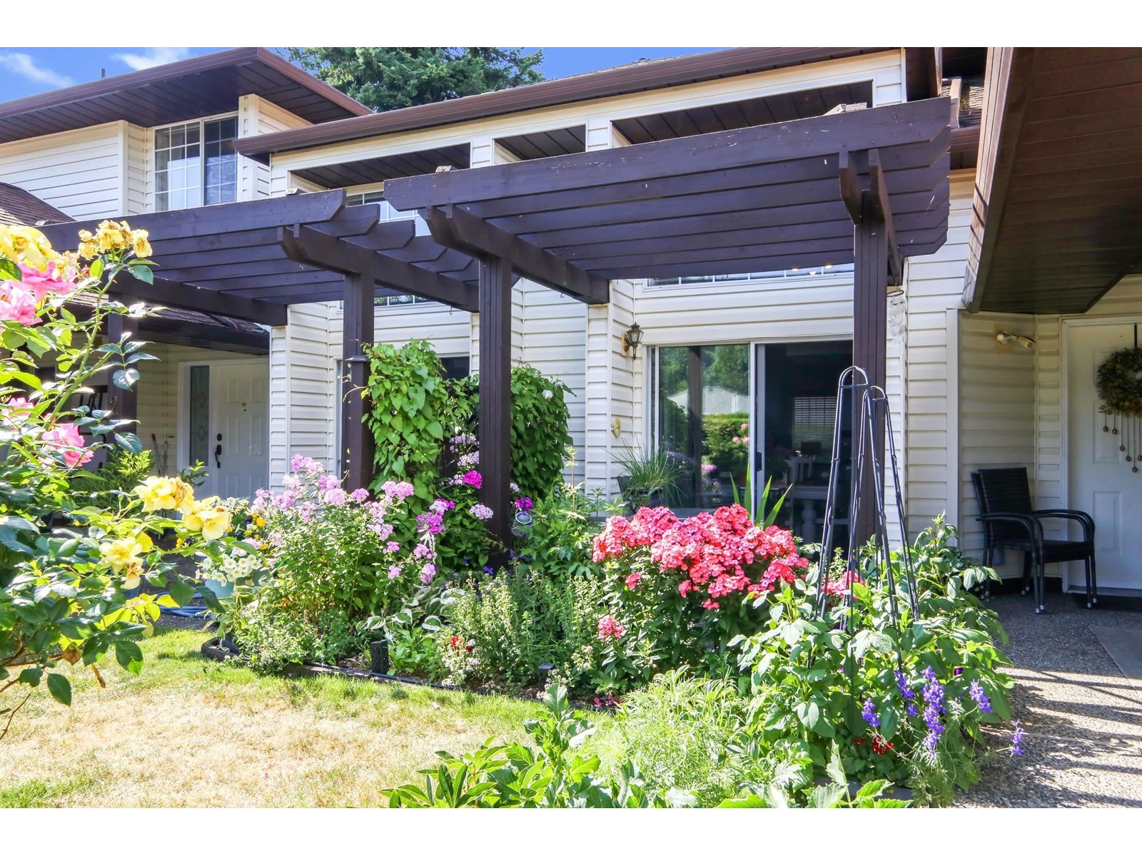Photo 23 of 3 34942 Mt Blanchard Drive, Abbotsford BC