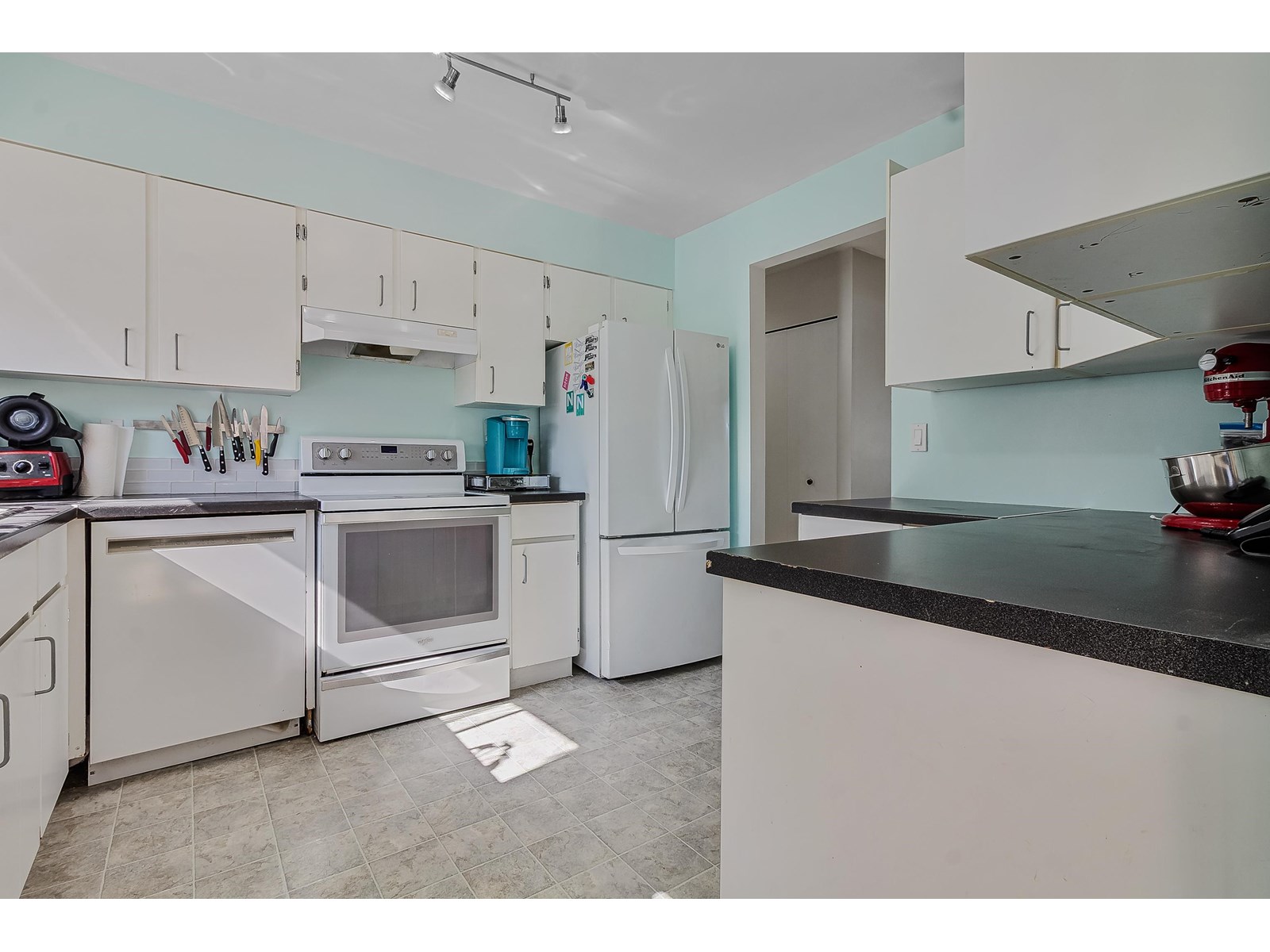 Photo 15 of 2973 265 A Street, Langley BC