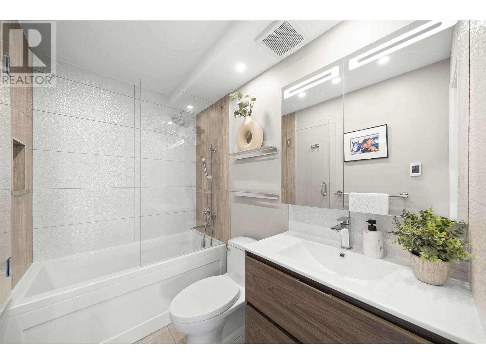 Photo 36 of 1603 1740 Comox Street, Vancouver BC